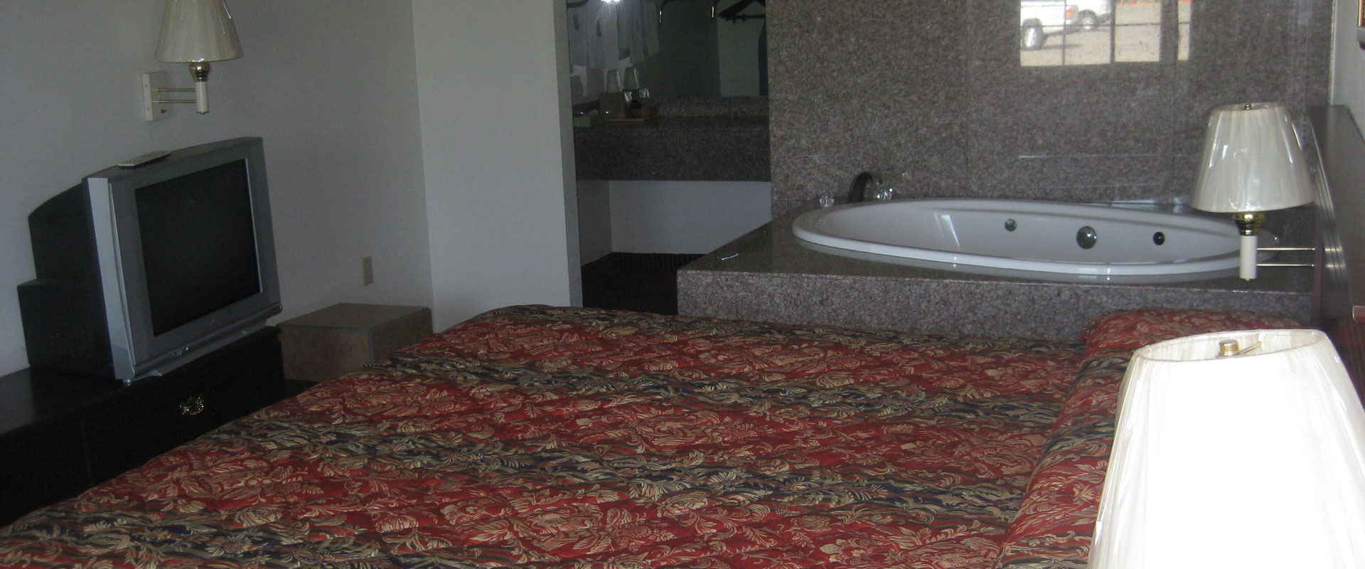 2 Queen Bed Room